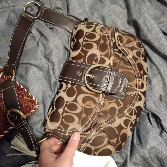 Coach and Jessica Simpson purse and clothes - Picture 4 of 7